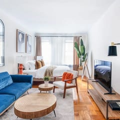 105-2C XL Studio Prime location Newly designed