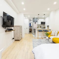 1597-1  Large studio W/D in the unit prime UES