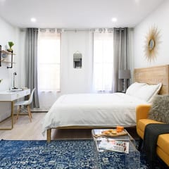 1597-8  Luxury STUDIO Upper East Side  W&D