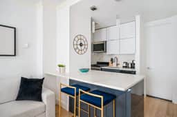 1597-10 New Studio Upper East Side W&D in unit - Image 2