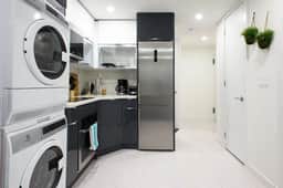 75-1B Prime Upper East W/D  Elevator - Image 5