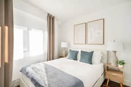 809-5A  Gorgeous New 1BR Heart of Midtown - Image 3