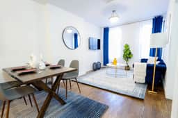 1435-2 3 Bedrooms 2 Bath W/D UES - Image 3