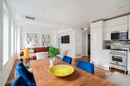 13-3 I Brand New 4BR 3Bth Duplex Private Roof Deck - Image 4