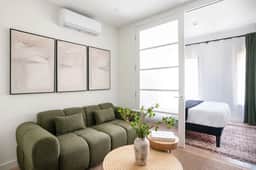 22-5C New Prime Gramercy 1BR - Image 2