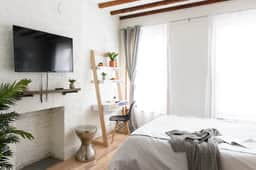 24-14  Renovated studio Prime gramercy W/D - Image 3