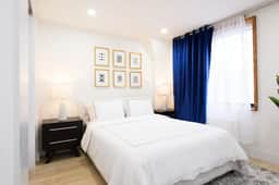 75-5A Luxury 3BR Duplex  W/D in unit Elevator - Image 4