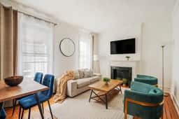 61-2C  Prime UES 2BR Newly furnished best value - Image 2