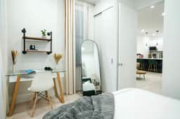 317-2D Modern 1BR W&D near Central Park - Image 5