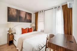 22-3B Sleek Modern 1BR Gramercy - Image 4