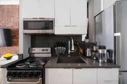 246-9 SoHo Living newly furnished 1br WD In-unit - Image 4