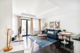 809-4B  Studio Balcony W/D Prime location - Image 2