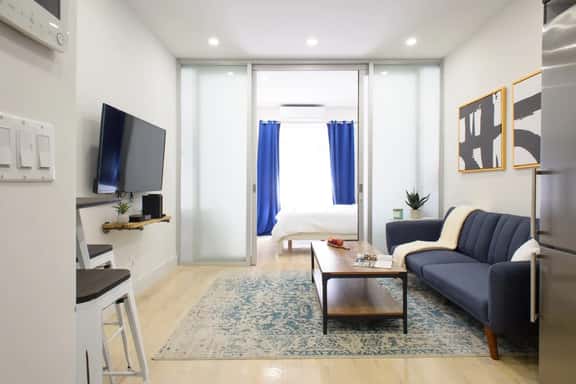 78-3D 1BR prime UES WD in unit - Image 1