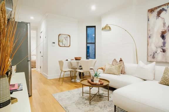 1288-4RN Newly furnished Prime UES 2BR - Image 1