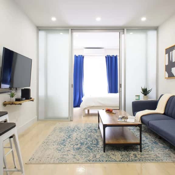 78-3D 1BR prime UES WD in unit - Image 1