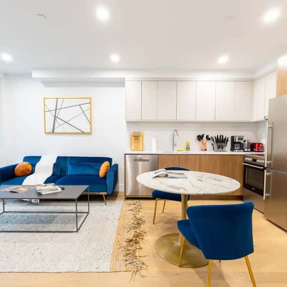 149BK-202 New Condo 1BR in Prime Greenpoint - Image 1