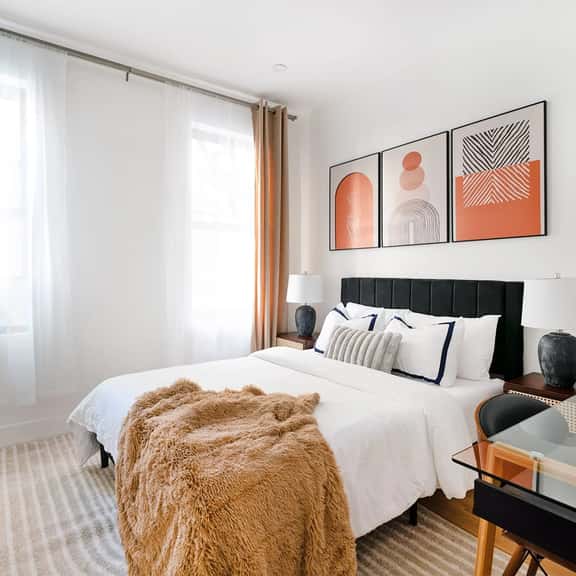 1290-3 New Renovated 2 Bedrooms in UES - Image 1