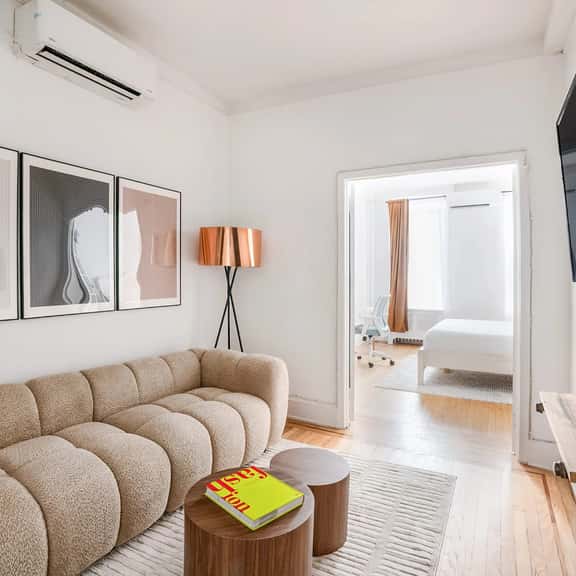 1567-1A New 2BR PRIME Upper East Apt, W&D - Image 1