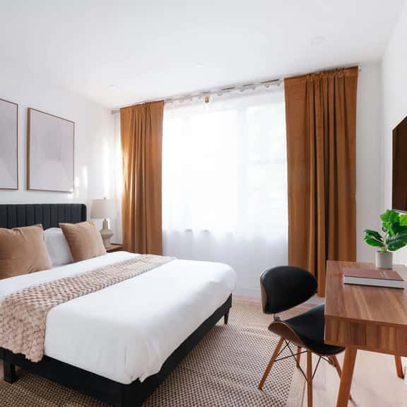 347-4A New 2BR Upper East Side W&D - Image 1