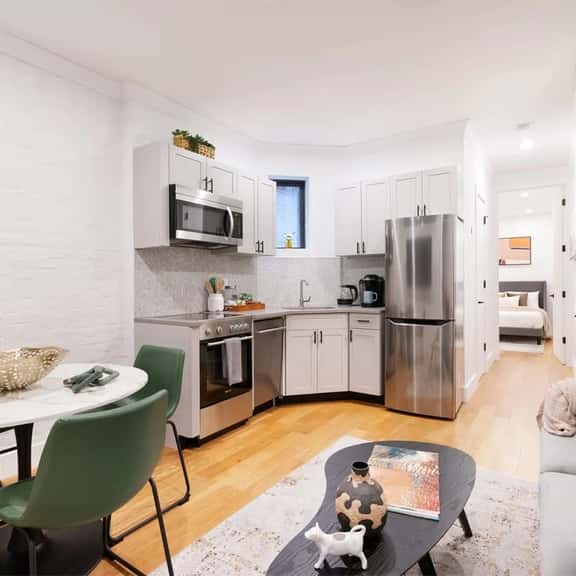 1288-3RS New Renovated 2 Bedrooms in UES - Image 1