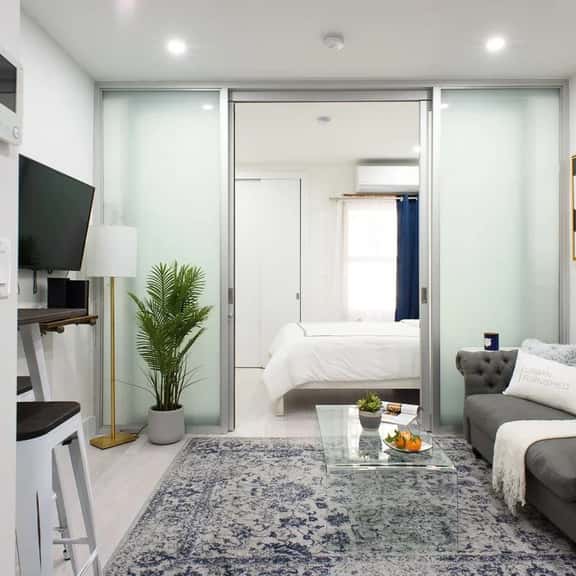 78-3B  New Junior 1 BR Prime UES WD in unit - Image 1
