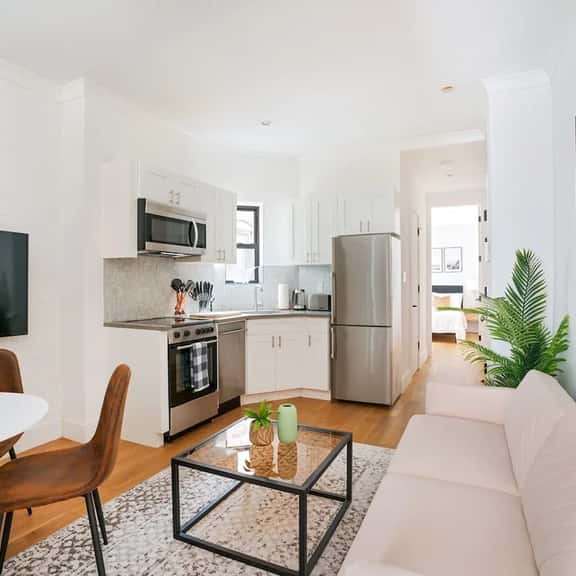 1290-16 New Renovated 2 Bedrooms in UES - Image 1