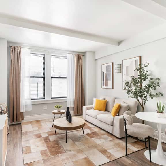 73-406 New 1BR 1Bth UWS Doorman Gym - Image 1