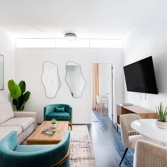 444-5A renovated 1BR in Hell's Kitchen newly furnished - Image 1