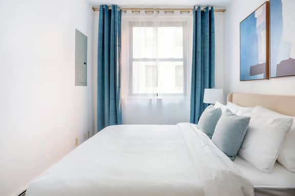 26A-2 Spacious brand new Fully Furnished 2-Bedroom in Prime Murray Hill Move-In Ready - Image 5