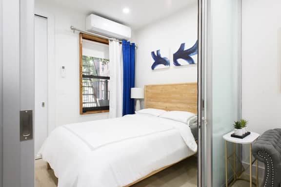 78-2B New furnished 1BR WD walk to Central Park - Image 3