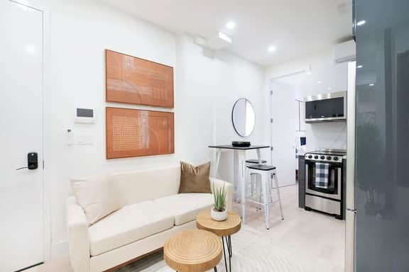 48-1FW Newly renovated 2br in Midtown West - Image 5
