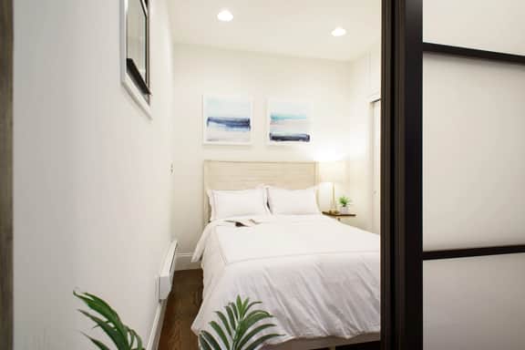 69-2B  Prime Lower East Brand New 1br Apt - Image 3