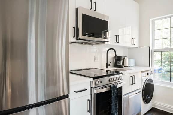Fifth-2A I Brand New 2BR Heart of Greenwich village - Image 5