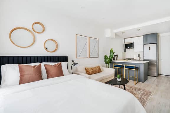 1597-4 Brand new Studio Prime UES W/D walk to C park - Image 2